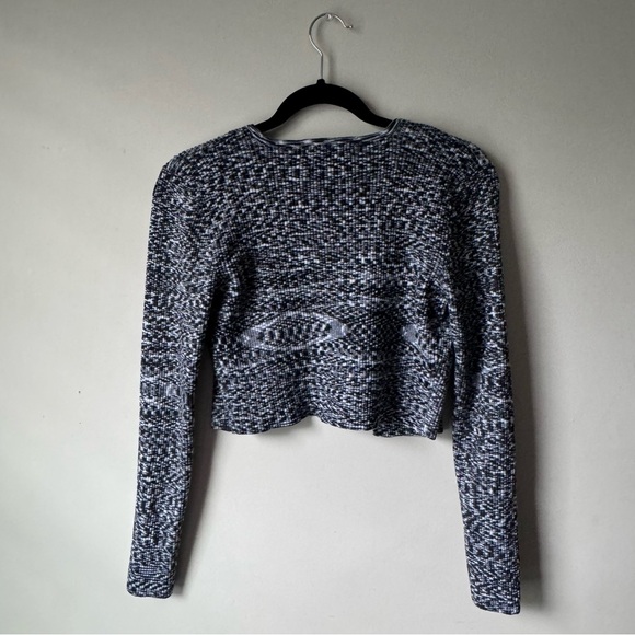 Forever 21 Cropped Cardigan - Picture 2 of 4